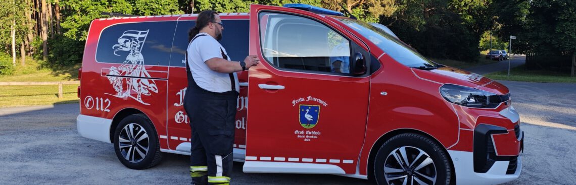 Das Mannschaftstransportfahrzeug (MTF) der Freiwilligen Feuerwehr Groß Eichholz.